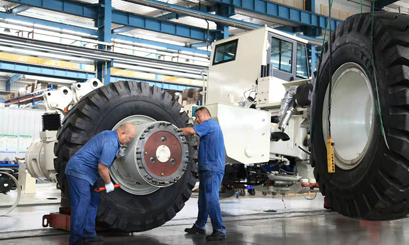 03-圖為北重集團(tuán)北方股份生產(chǎn)大干保履約 (2).jpg